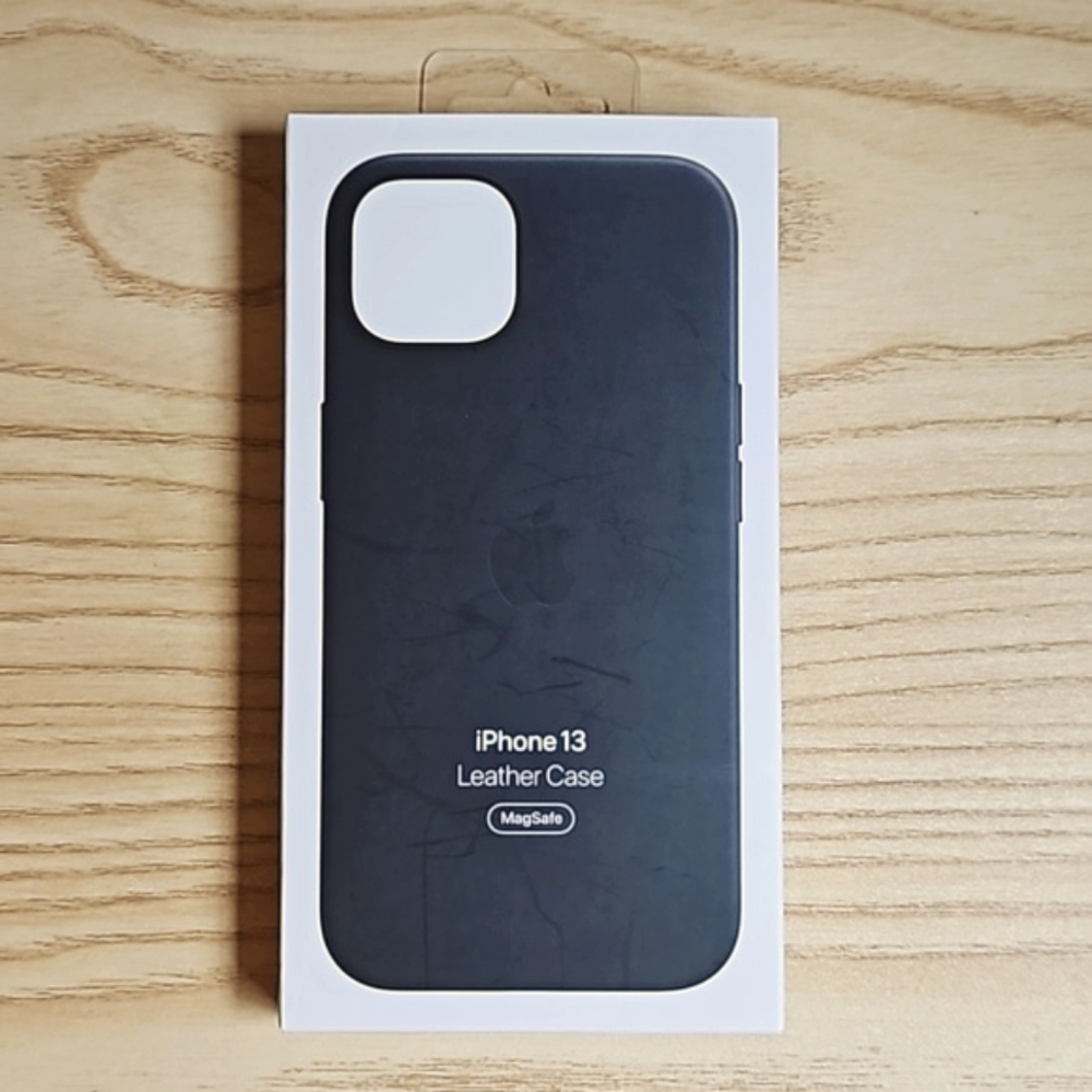 Apple Leather Case iPhone 13